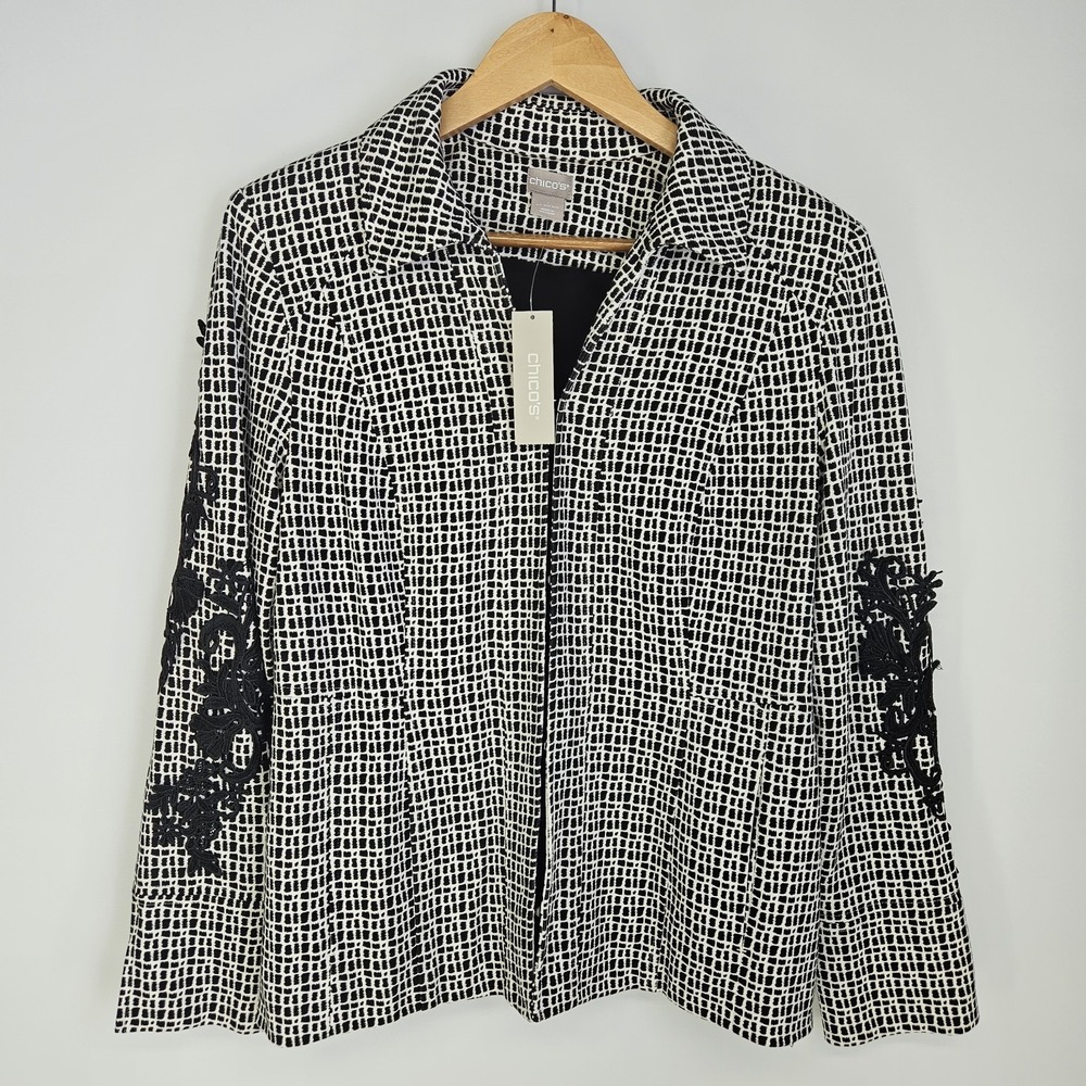 CHICO'S Black White Lace Applique Ponte Blazer‎ Jacket Top Sz 1 8/10 NEW $119